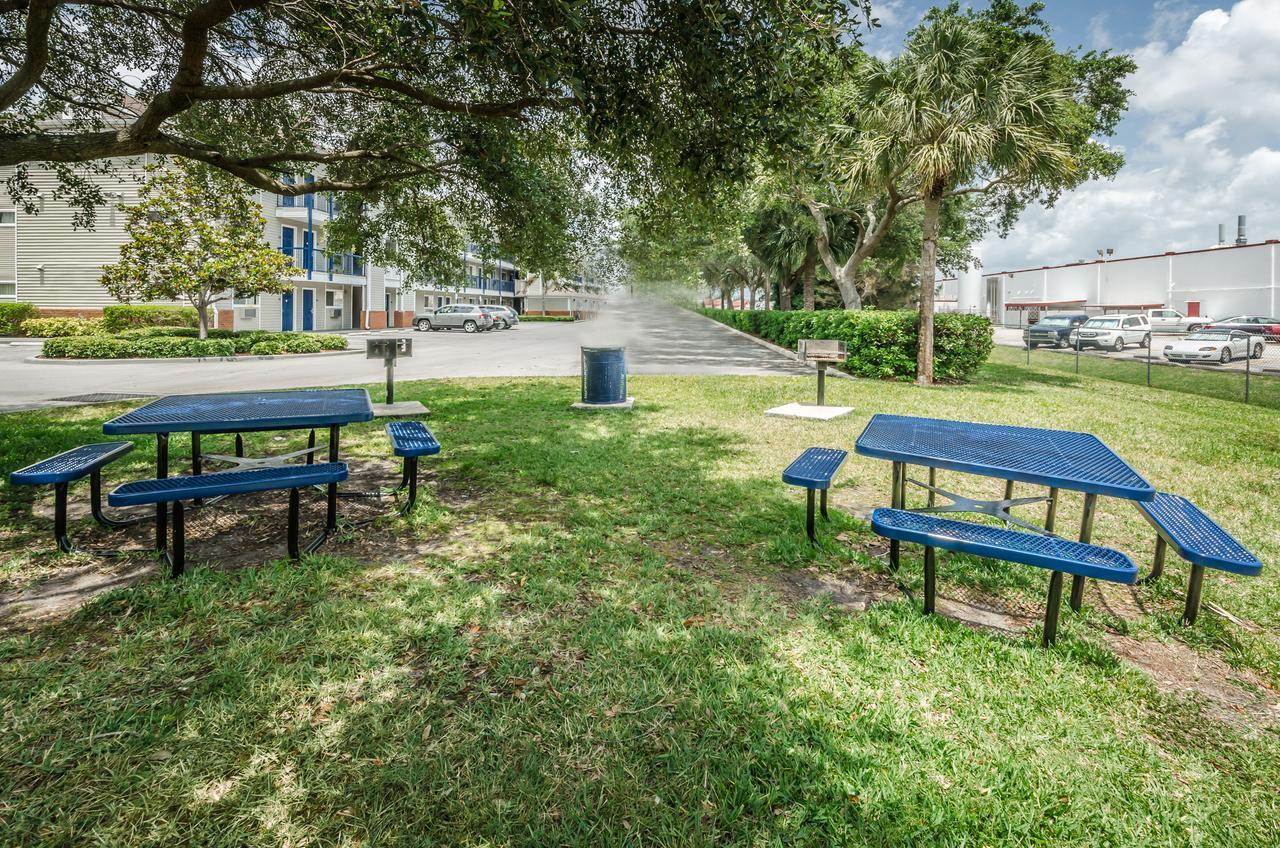 Tampa Bay Extended Stay Hotel Largo Kültér fotó